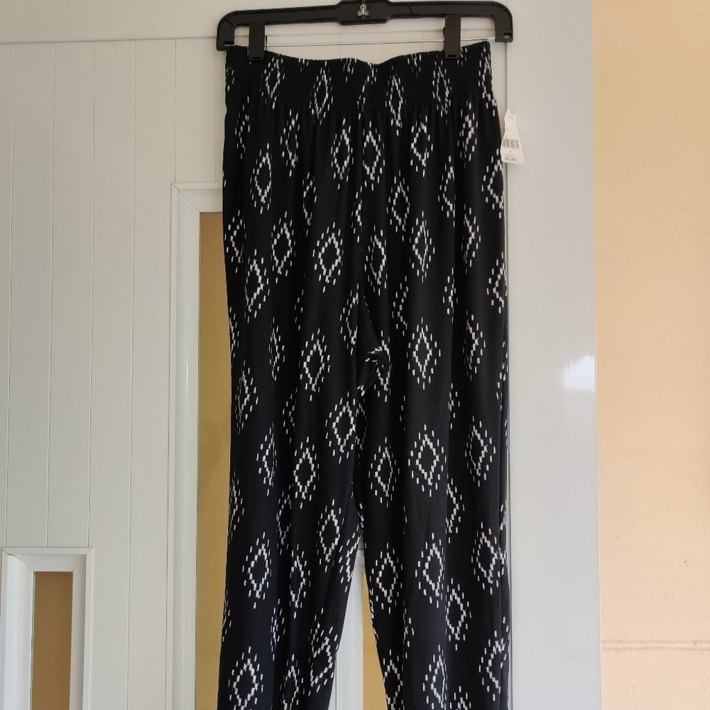 NEW! Simply Styled Jersey Pant - Sz S